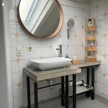 Apartment Chiemgau-loft Zwischen Seenzauber Und Gipfelglueck *