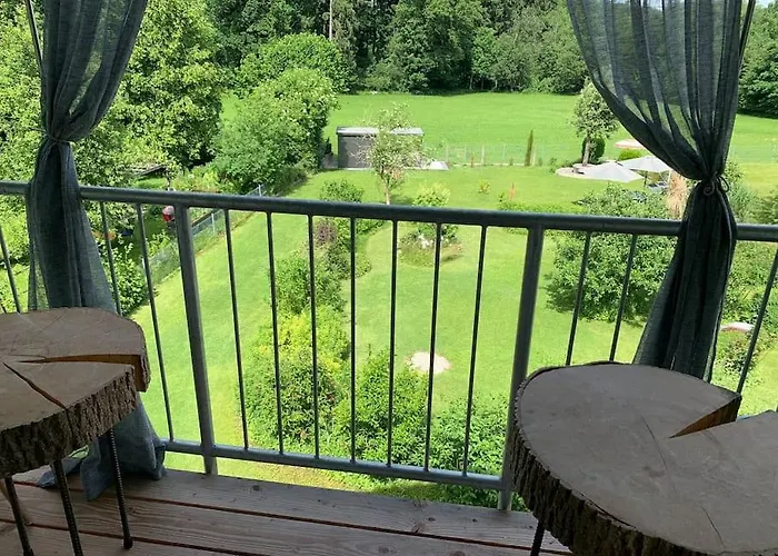 Chiemgau-loft Zwischen Seenzauber Und Gipfelglueck Appartamento